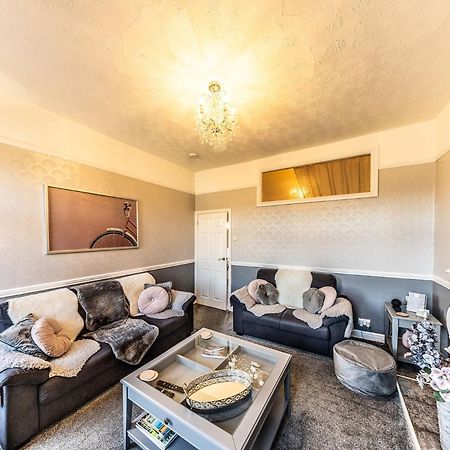 Courtyard Holiday Apartments Belper Exteriér fotografie