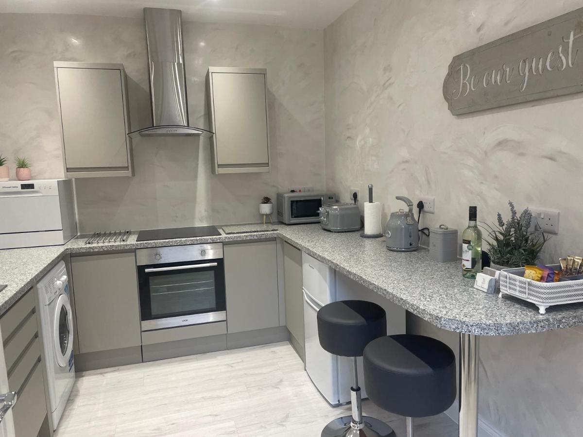 Courtyard Holiday Apartments Belper Exteriér fotografie