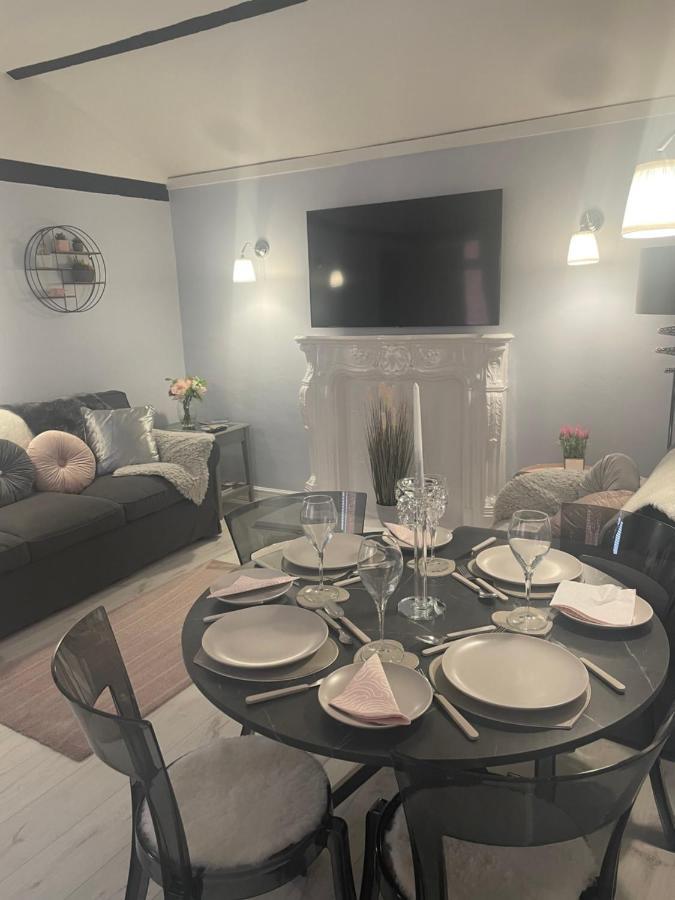 Courtyard Holiday Apartments Belper Exteriér fotografie
