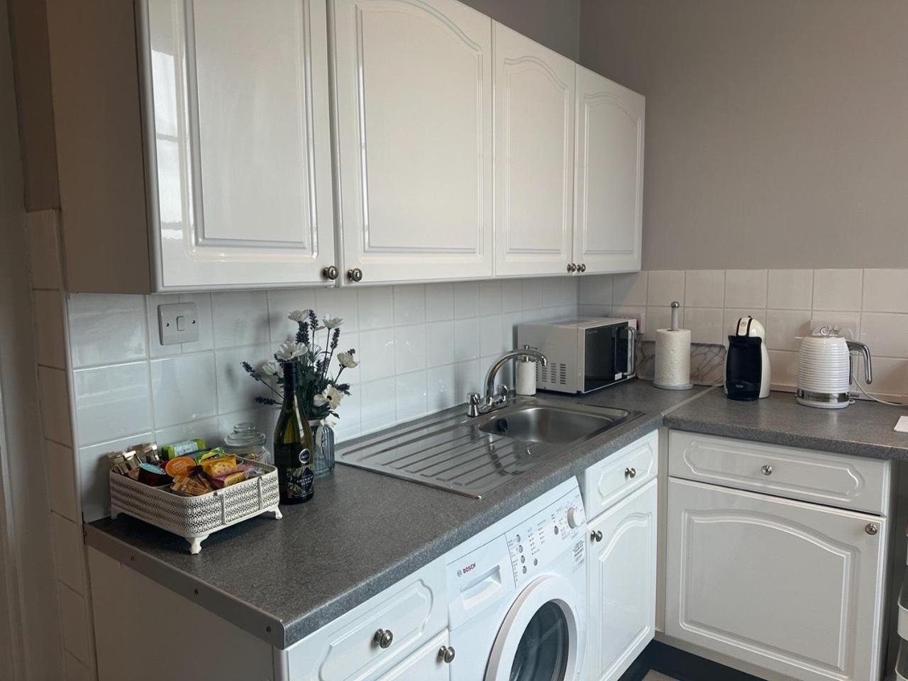 Courtyard Holiday Apartments Belper Exteriér fotografie